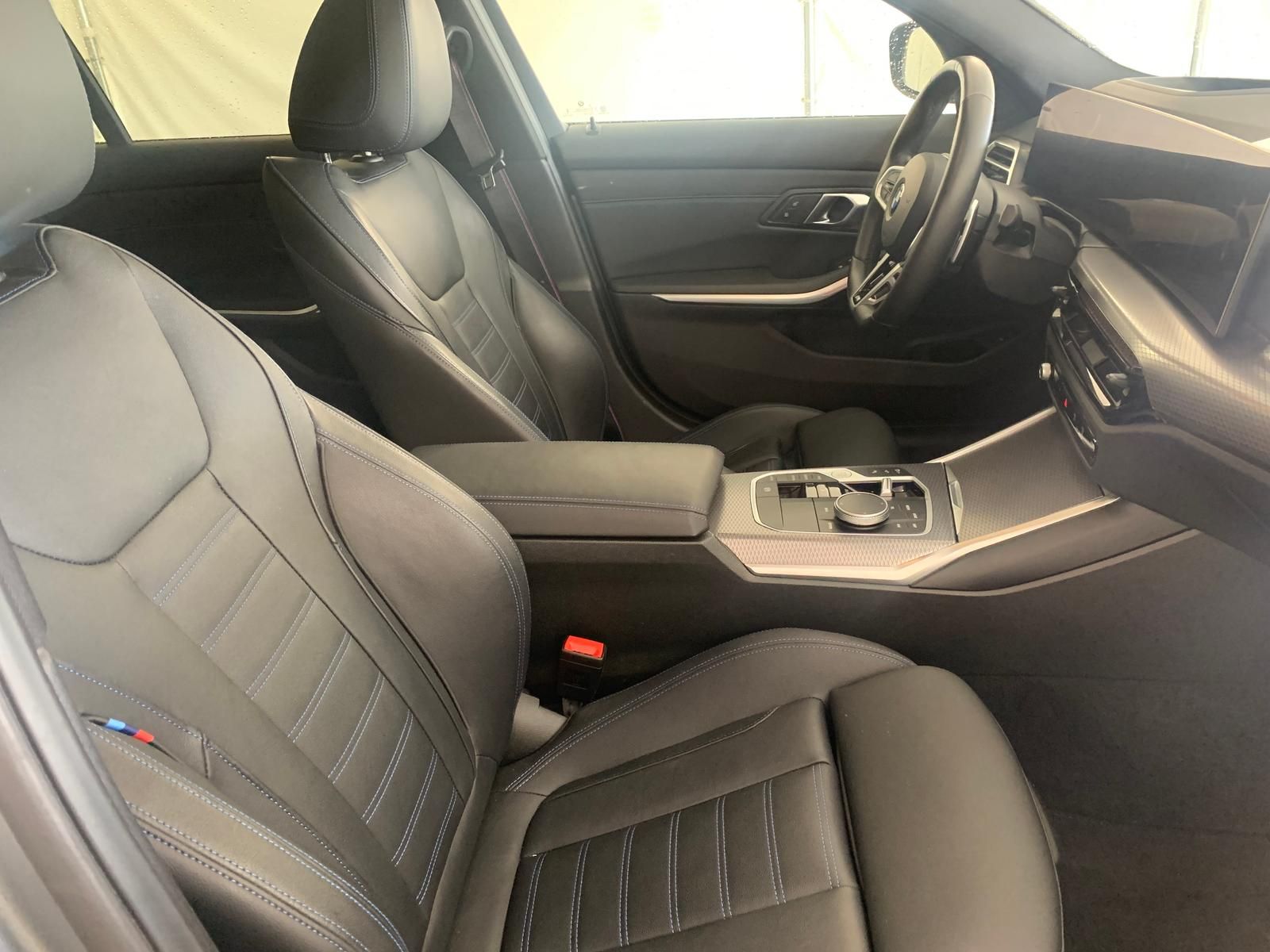 BMW 320 xDr M-Sport-Pro|Mopf S-Dach|360°|DrivPro|HUD