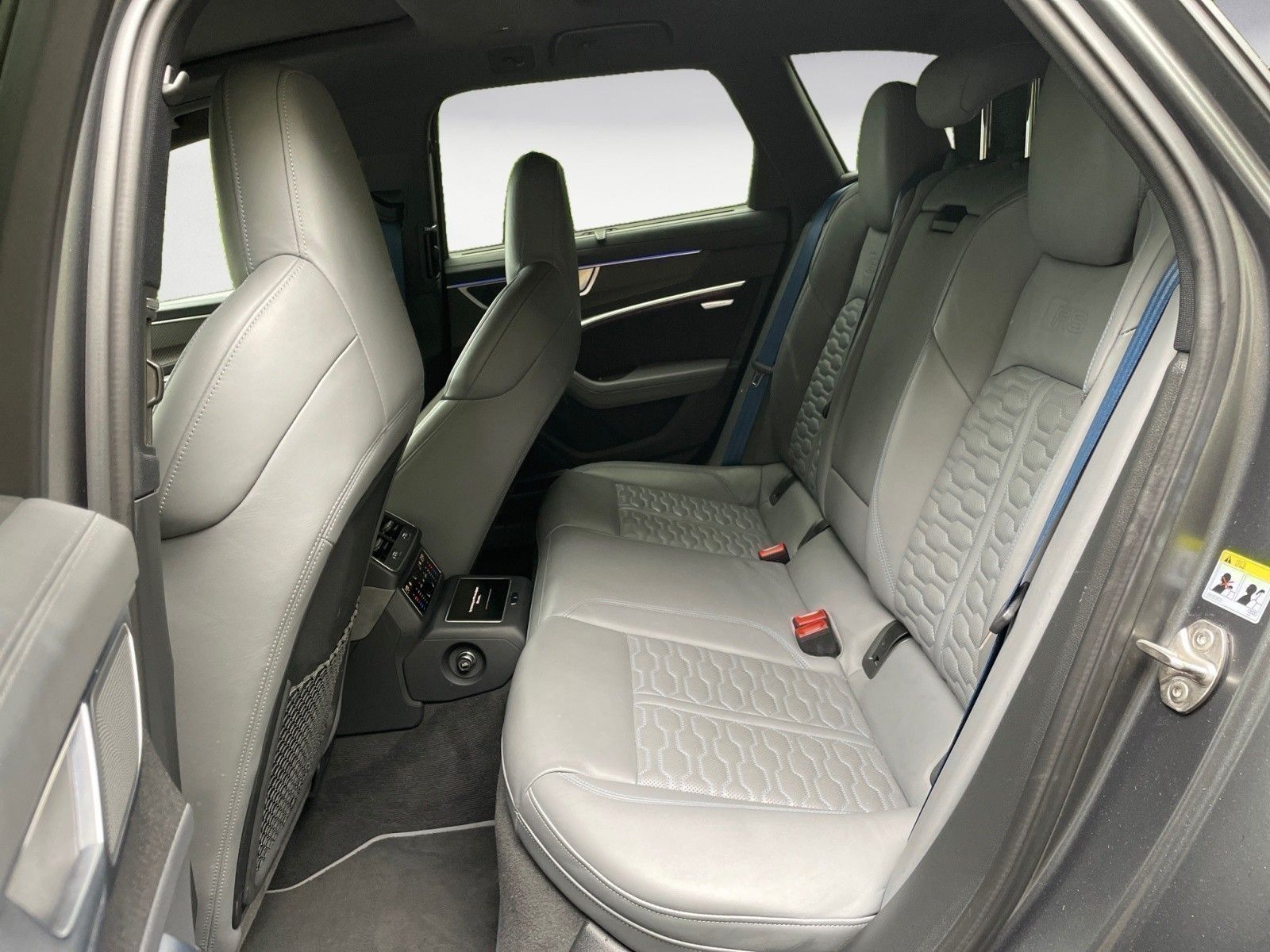 Audi RS6 Avant 4.0 TFSI quattro Laser/Pano/B&O/Sitzbe