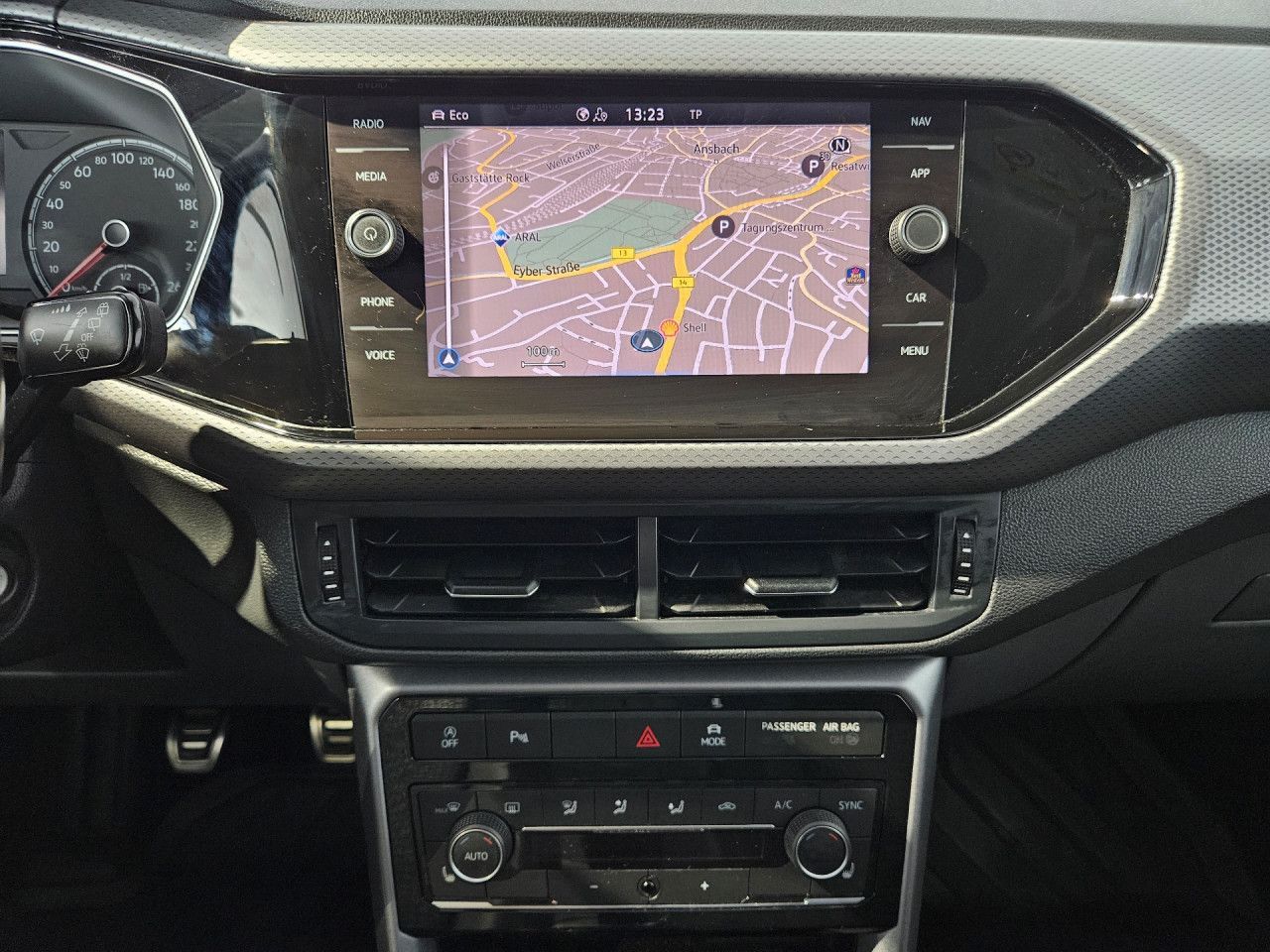 Volkswagen T-Cross 1.0 TSI Active - Samsaru's Car Outlet