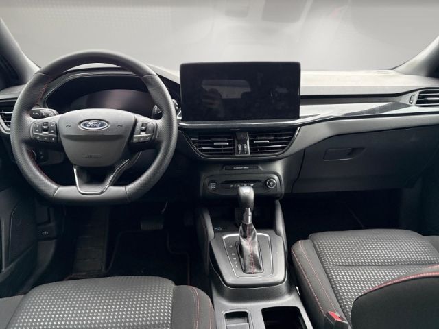 Ford Focus Turnier ST-Line X Automatik AHK-abnehmbar