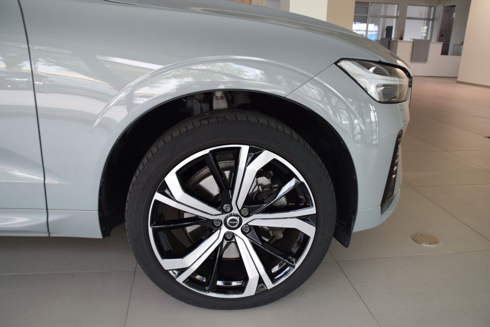 Volvo XC60 B4 D Plus Dark/Standh./21"-Alu/Harman Kardo