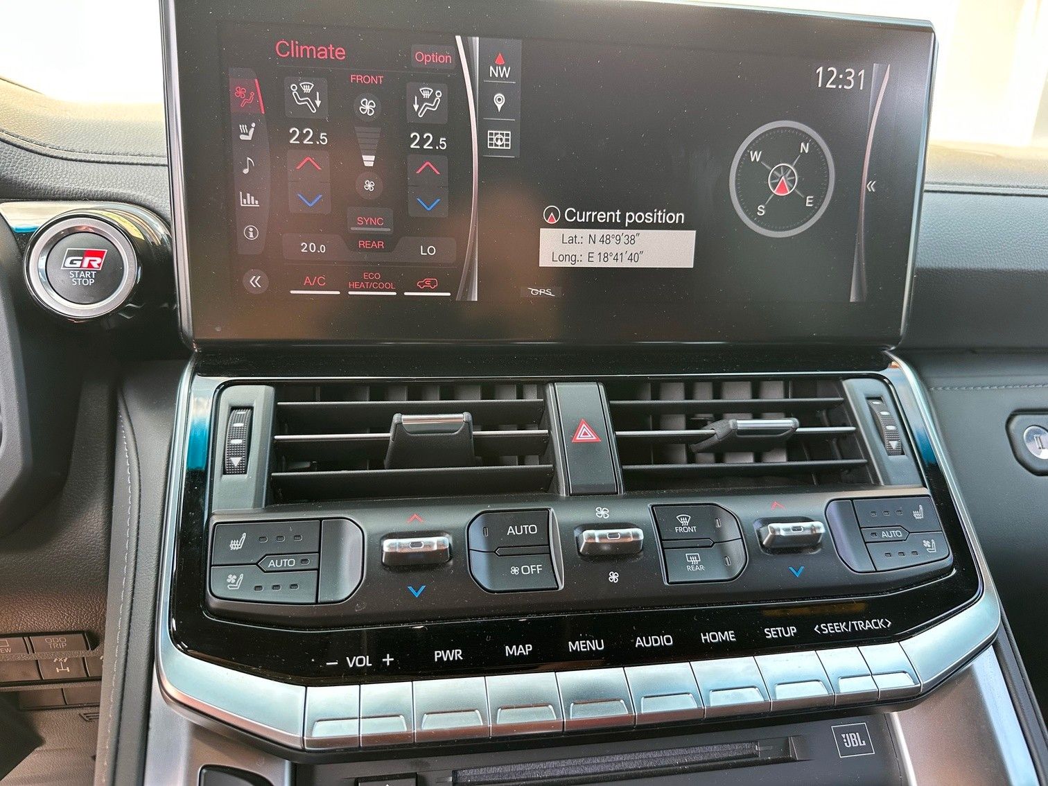 Toyota LAND CRUISER 300 4x4, COMBI VIN 466
