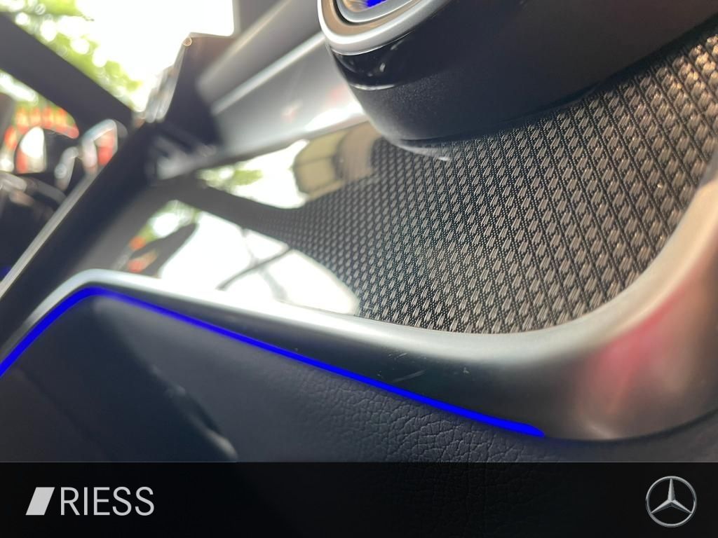 Mercedes-Benz GLC 300 d 4M AMG+PANO+AHK+DISTR+DIGI LIGHT+KEYL+