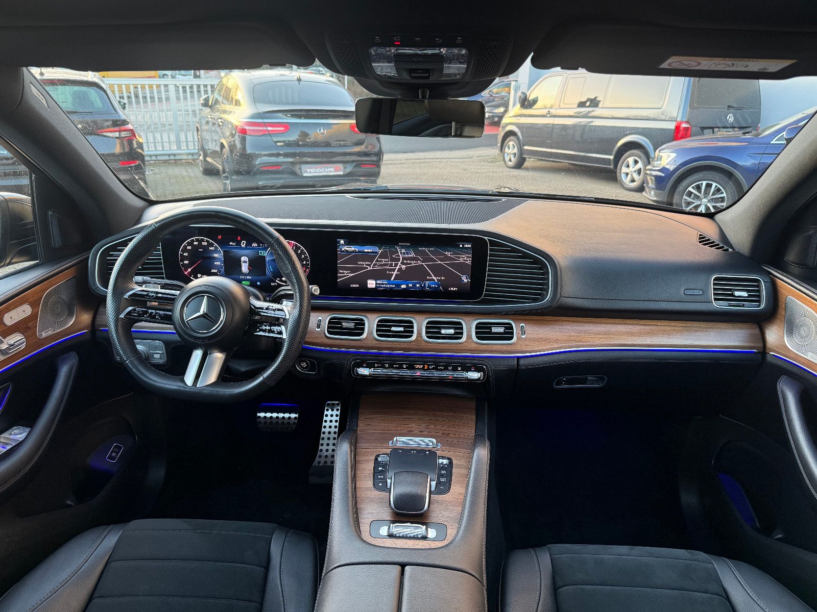 Mercedes-Benz GLE 350de 4Matic*AMG*ACC*PANO*Burmester*AHK*