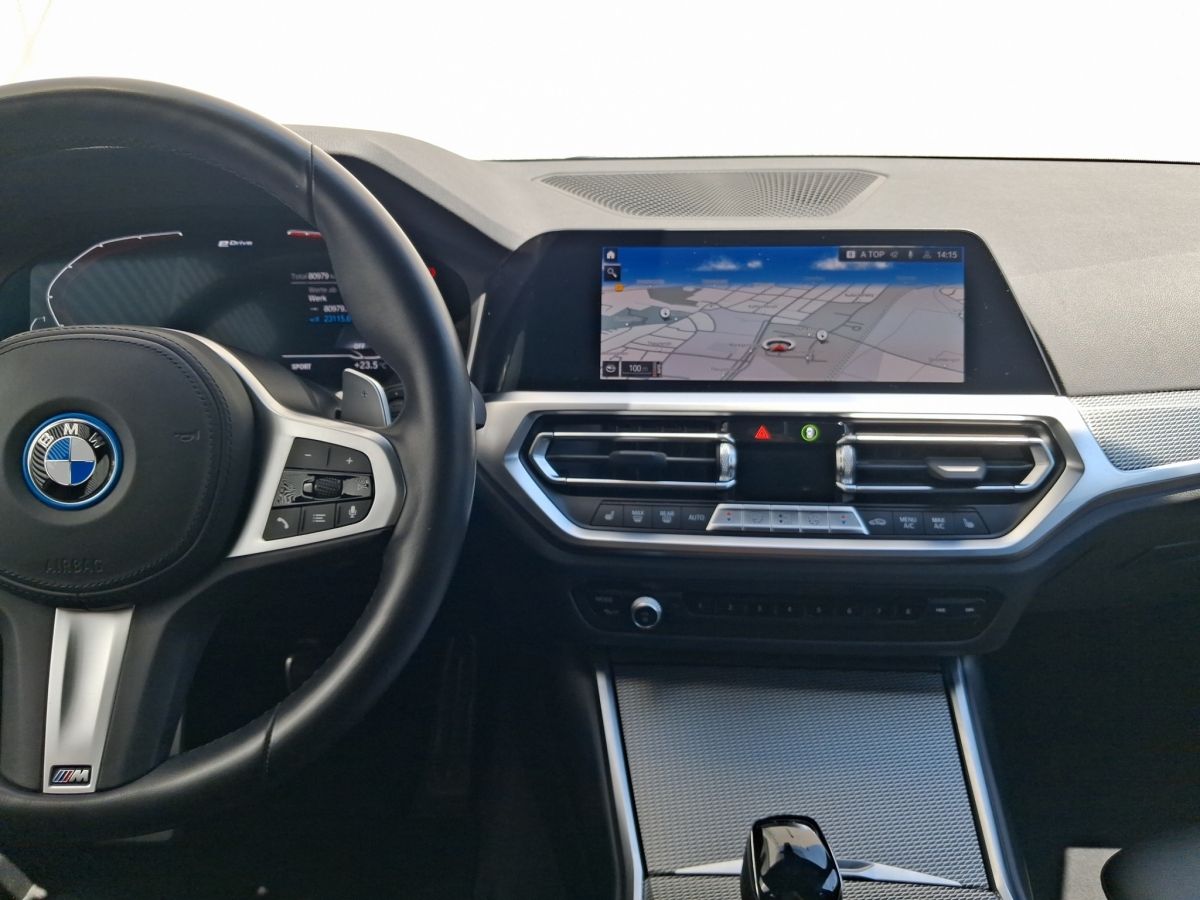 BMW 320e Lim M Sport - Samsaru's Car Outlet