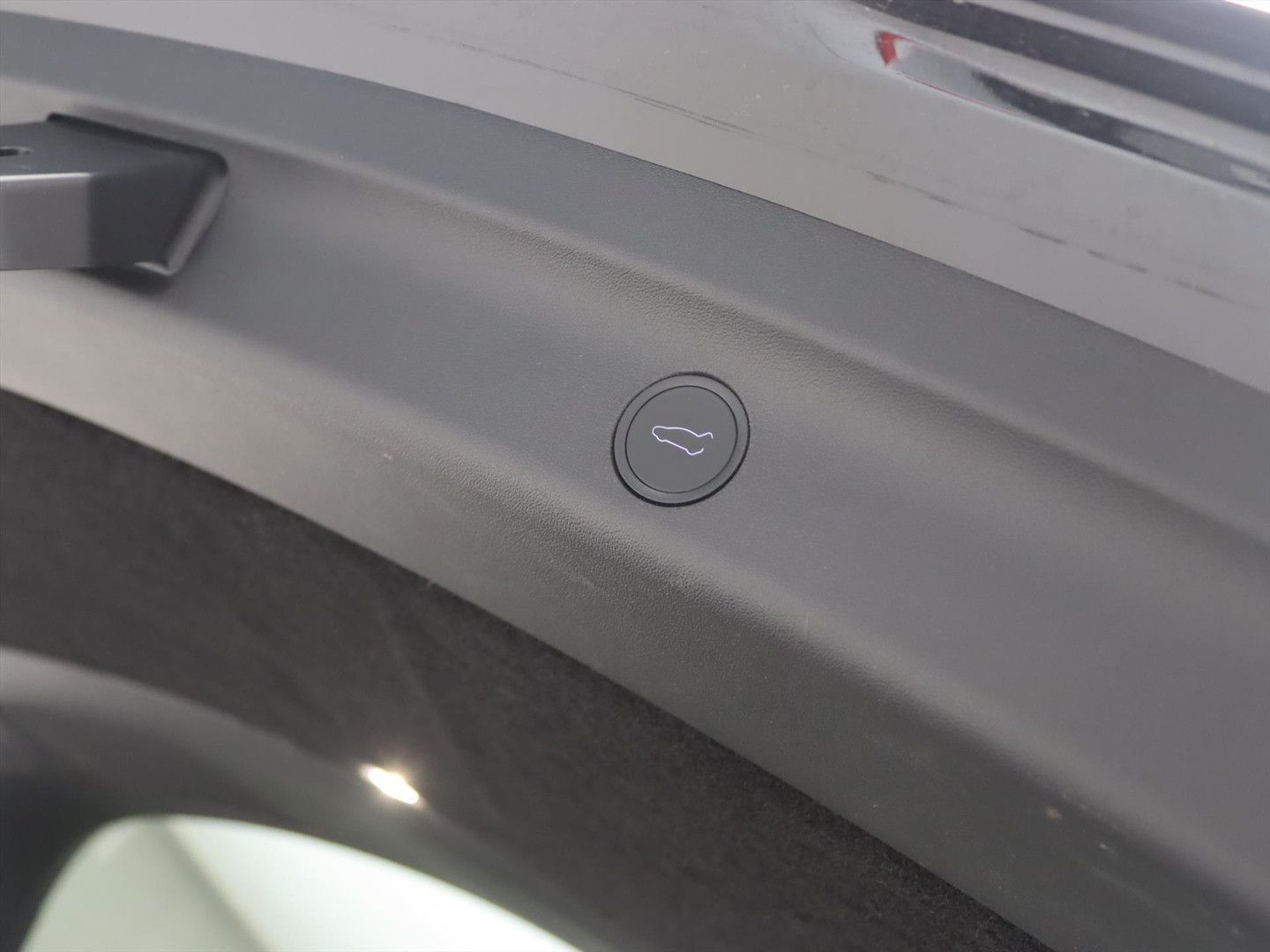 Tesla Model Y Long Range AWD 351pk [ AMD RYZEN+AUTOPIL