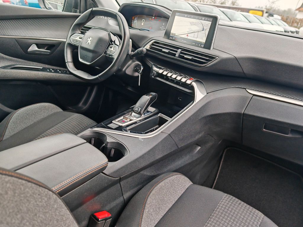 Peugeot 5008 BlueHDI 130 EAT8 - Samsaru's Car Outlet
