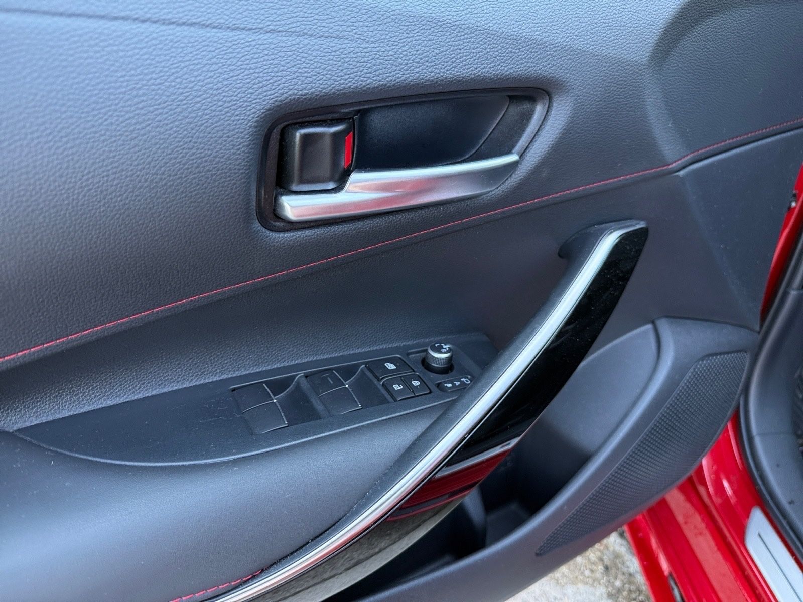 Toyota Corolla 2.0l Hybrid GR Sport /19"-LMF/Eibach-Fah