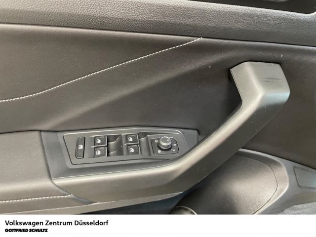 Volkswagen T-Roc 1.5 TSI DSG R-Line - Samsaru's Car Outlet