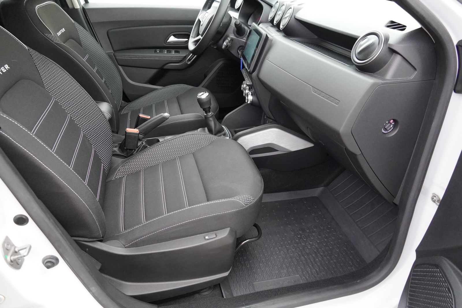Dacia Duster II 1.3 TCe 150 Prestige 4WD - Samsaru's Car Outlet