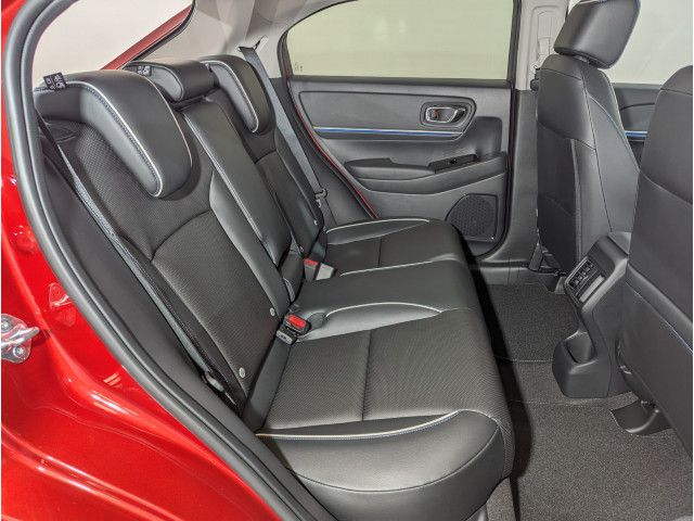 Honda e:Ny1 Basis