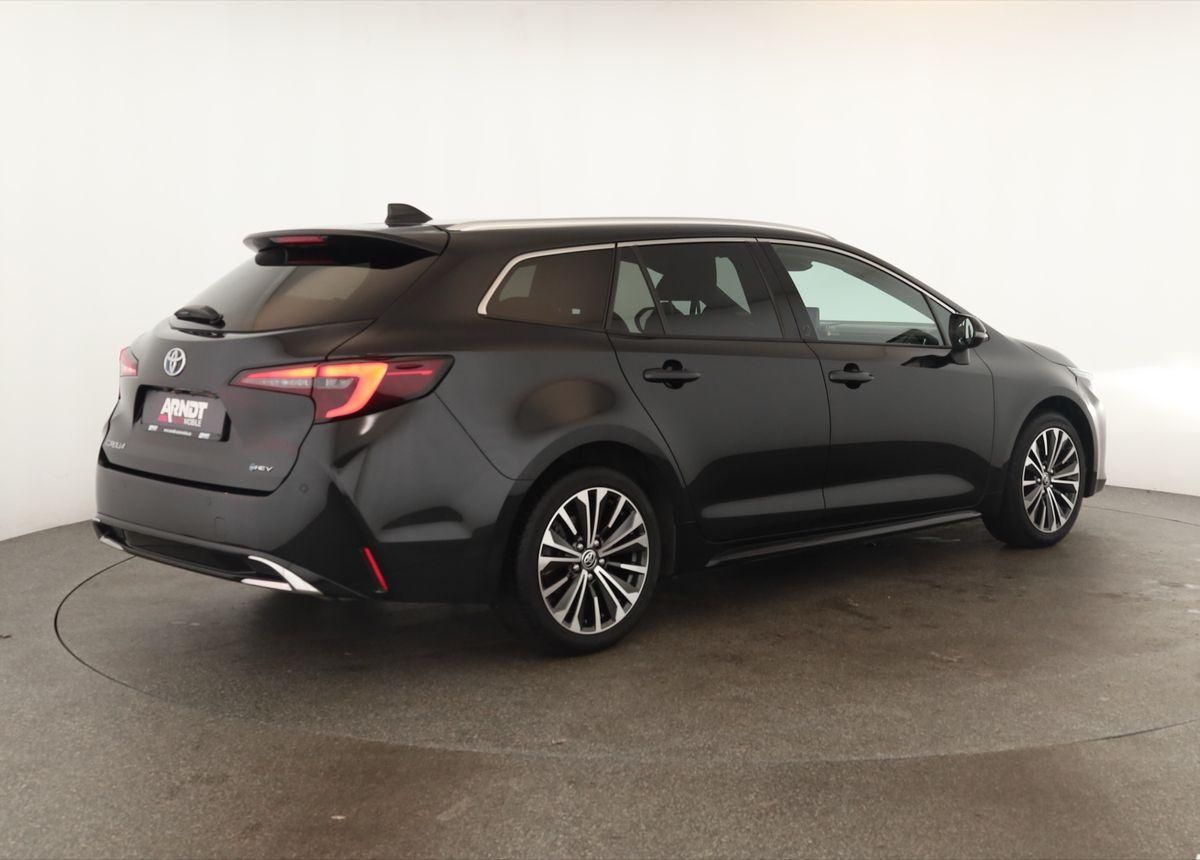 Toyota Corolla Touring Sports 1.8 CVT Team D Navi Kam