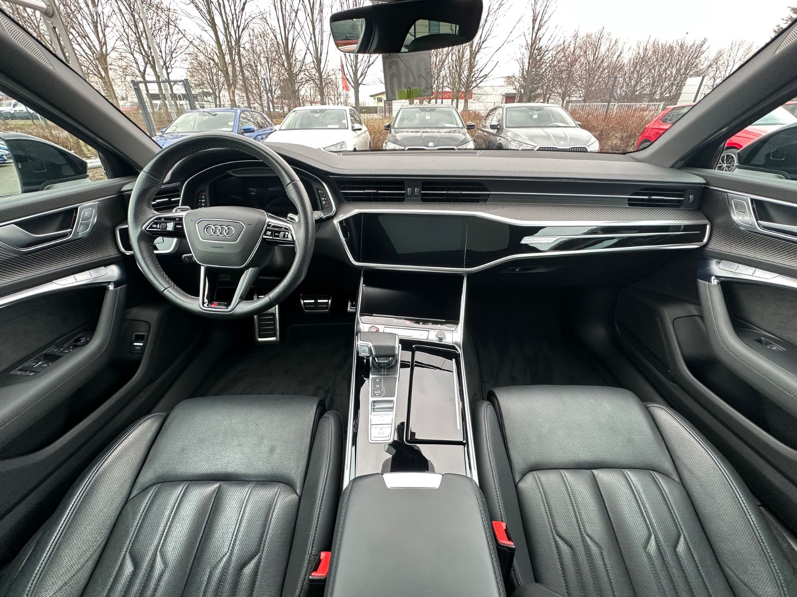 Audi RS6 Avant 4.0 TFSI quattro Panoramadach/22"/HUD