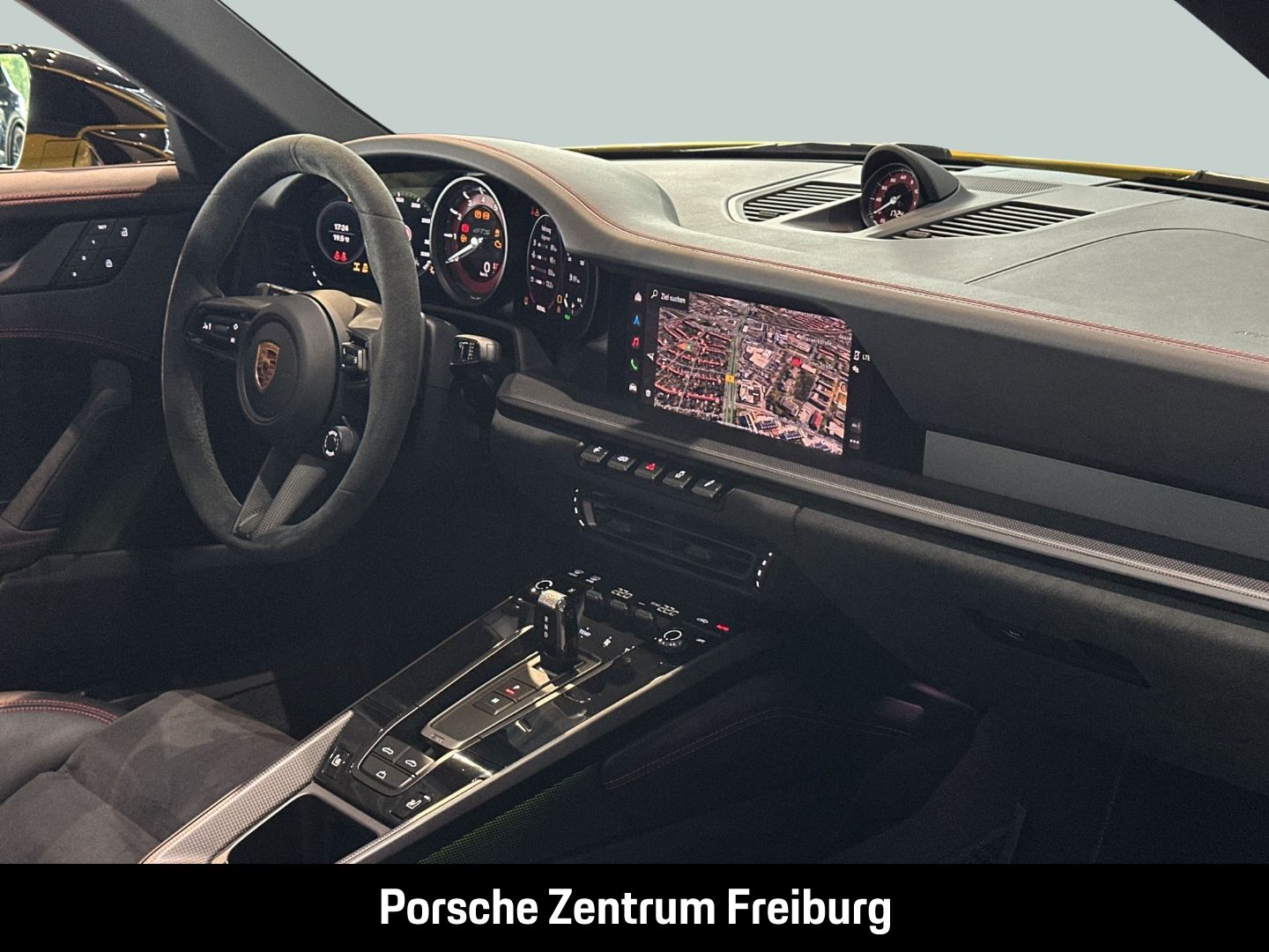 Porsche 992 911 Carrera 4 GTS Cabriolet LED-Matrix BOSE