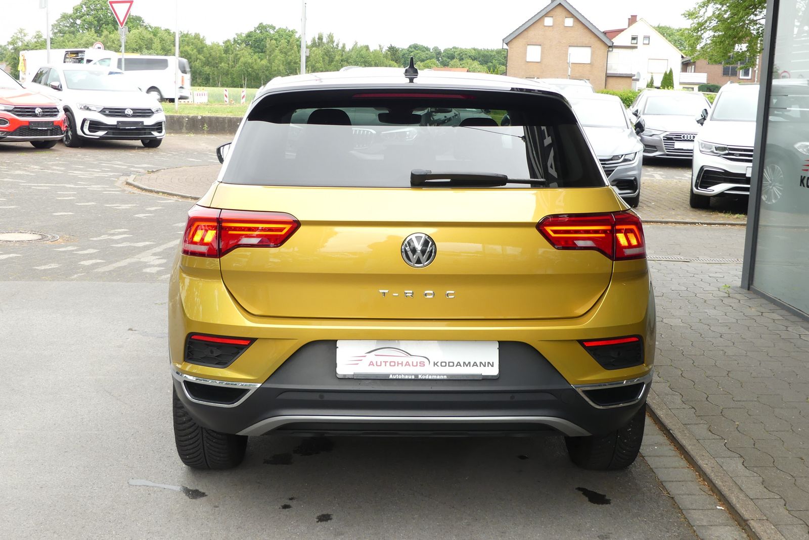 Volkswagen T-Roc United 1.5TSI - Samsaru's Car Outlet