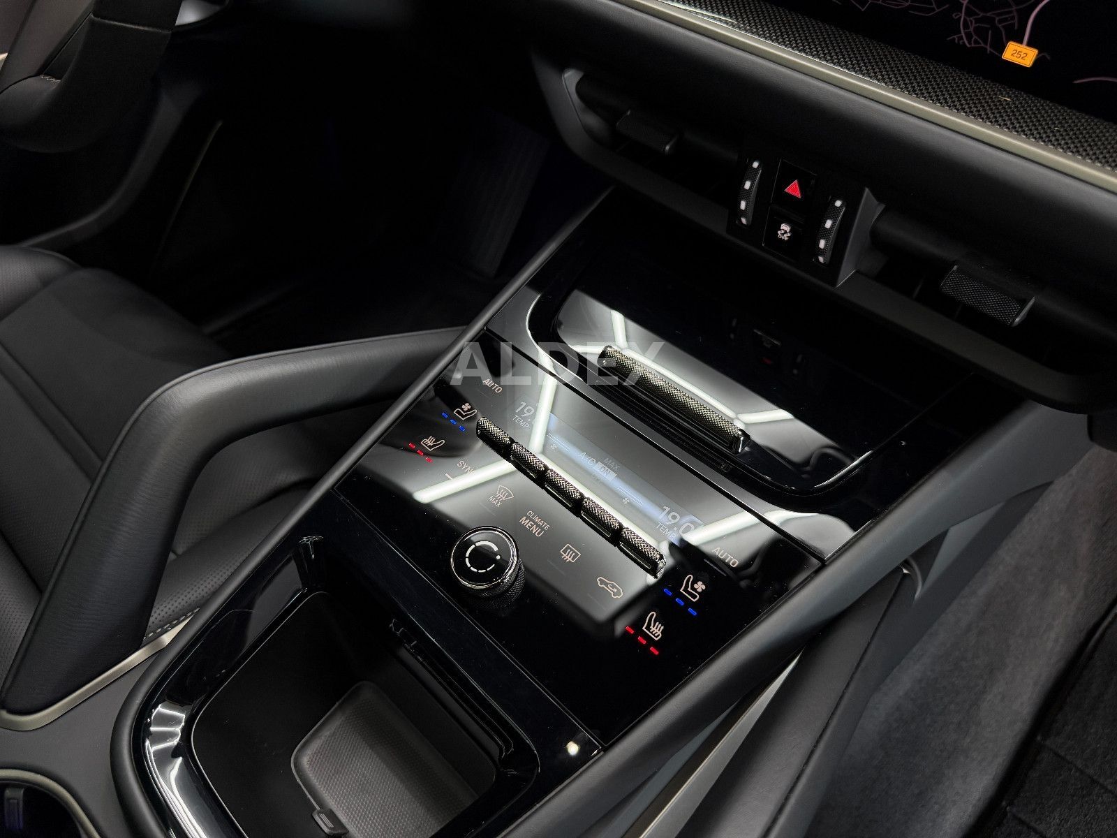 Porsche Cayenne Turbo E-HYB Coupe°BURM°HA LENK°SOFT°AHK°