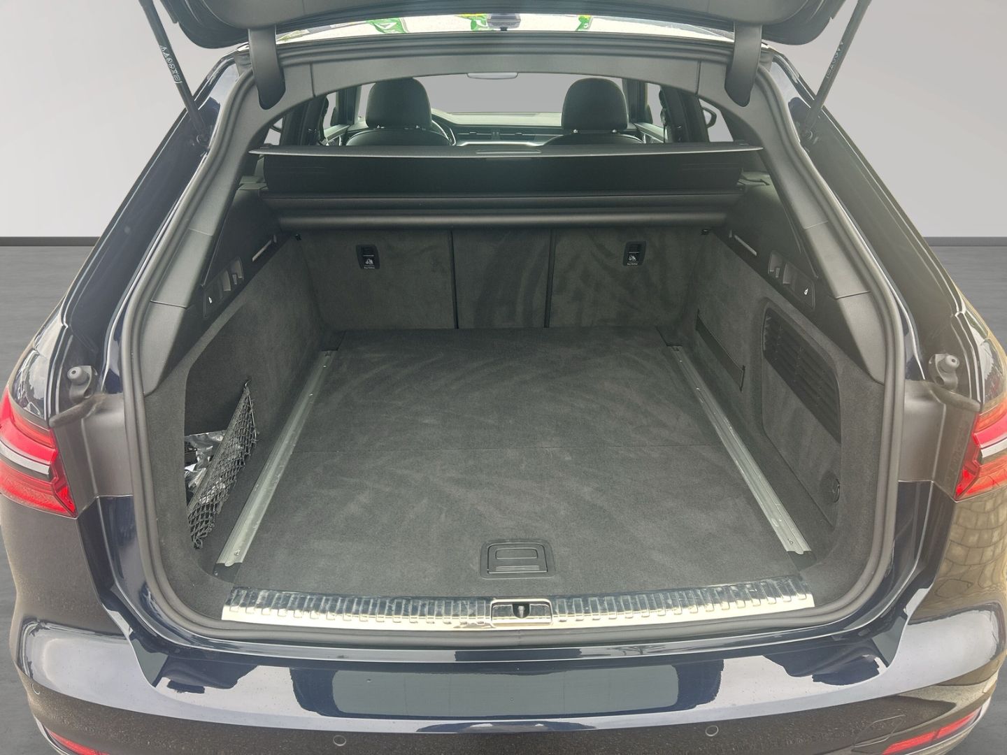 Audi A6 Avant 40 TDI advanced - Samsaru's Car Outlet