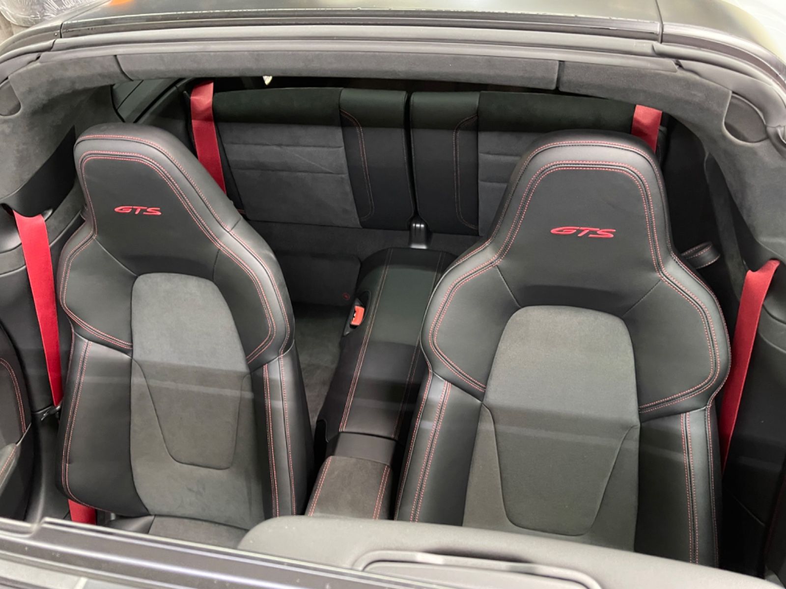 Porsche 911 Targa 4 GTS - Samsaru's Car Outlet