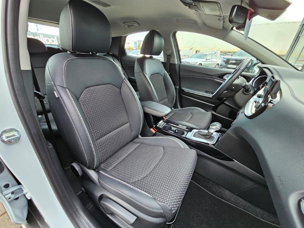 Kia XCeed 1.6 GDI DCT6 OPF Plug-in-Hybrid Vision - Samsaru's Car Outlet