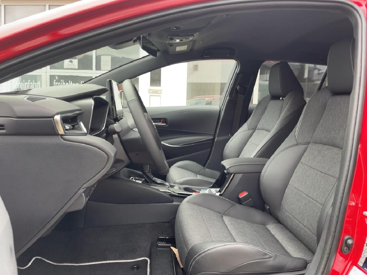 Toyota Corolla Touring Sports 1.8 Hybrid Team D