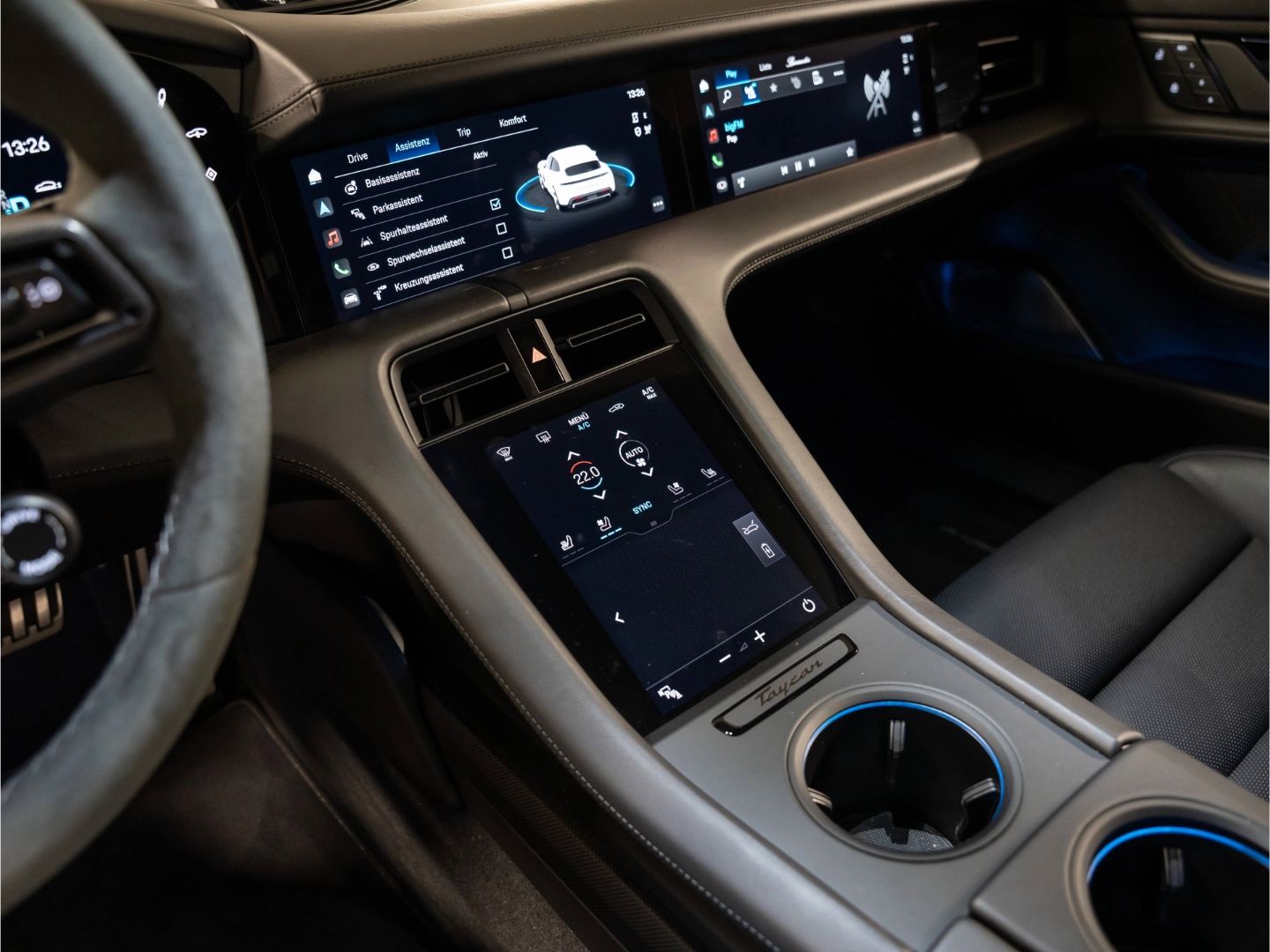 Porsche Taycan Turbo S Sport Turismo Burmester InnoDrive