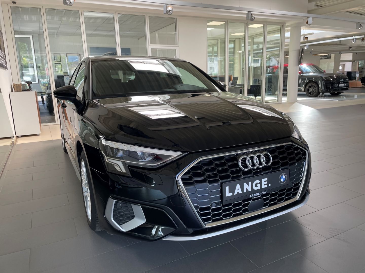 Audi A3 Sportback 35 Aut. - Samsaru's Car Outlet