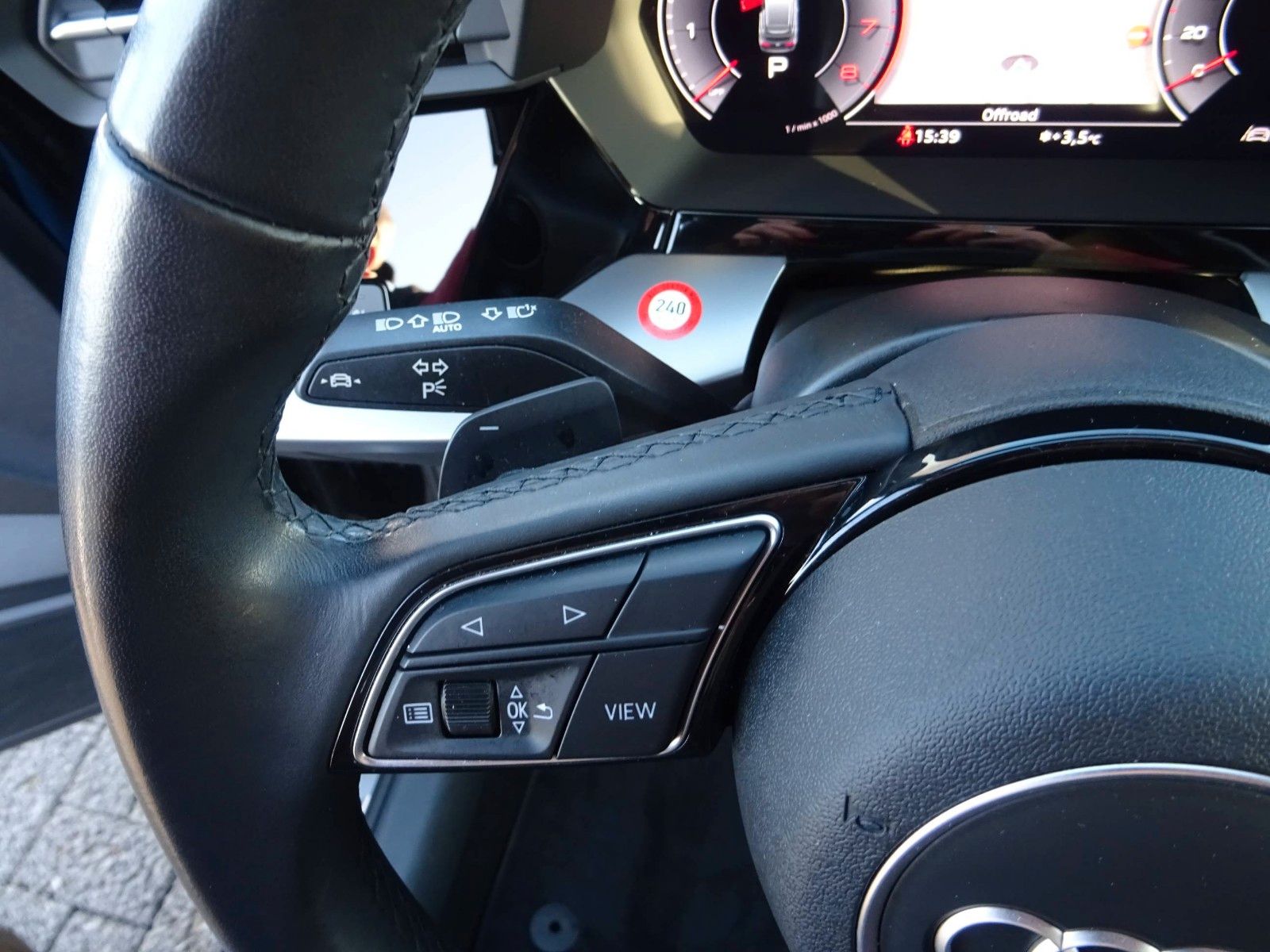 Audi A3 Sportback30TFSI S line NaviLEDSHZ Virtuell