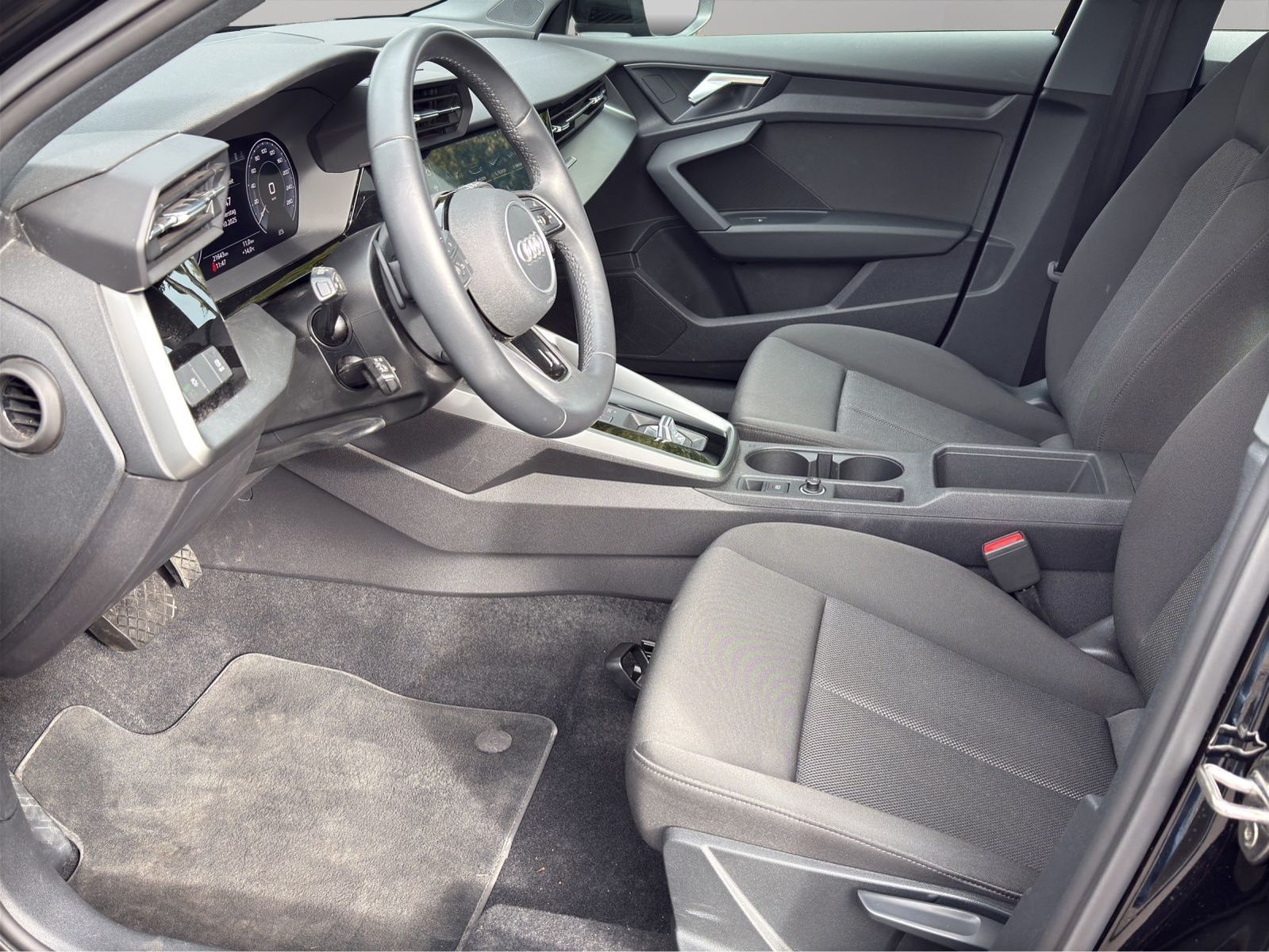 Audi A3 Sportback 40 TFSI e S-tronic NAVI+LED+PANO+SI