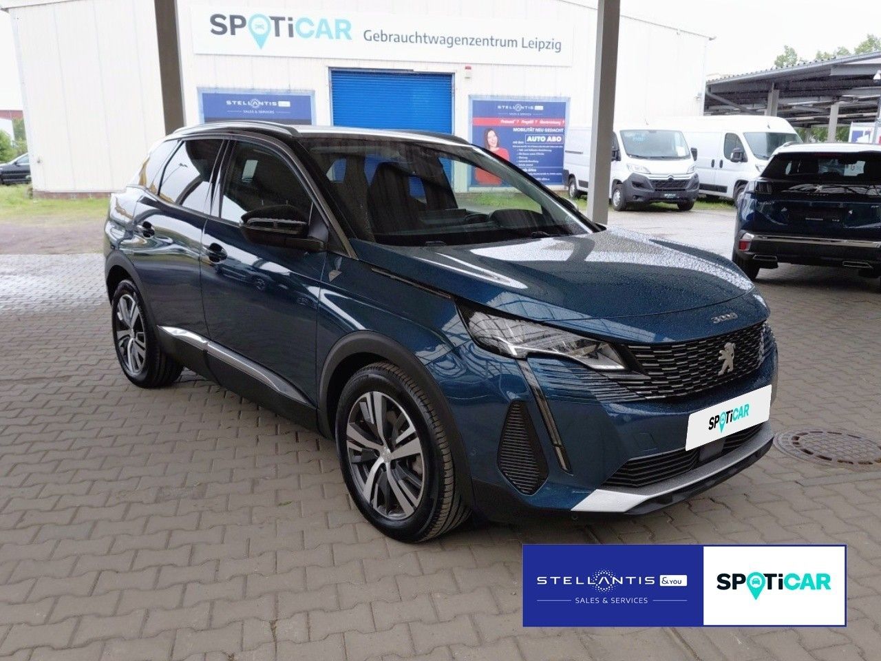 Peugeot 3008 Hybrid 225 Roadtrip *Standhzg.*Navi*LED*RFK
