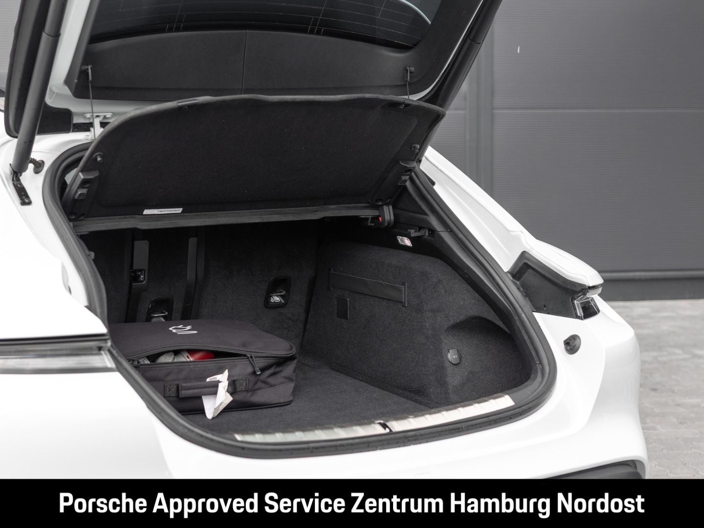 Porsche Taycan GTS Sport Turismo BOSE PDLS+ Surround