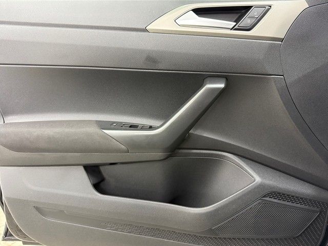 Volkswagen Polo VI 1.0 TSI Comfortline - Samsaru's Car Outlet