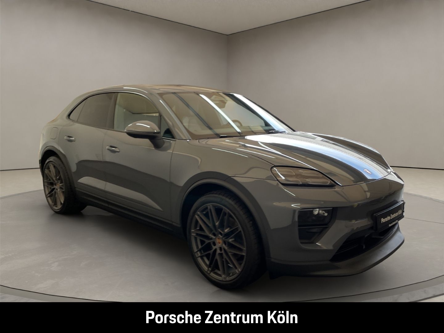 Porsche Macan BOSE Luftfederung 22-Zoll Panoramadach