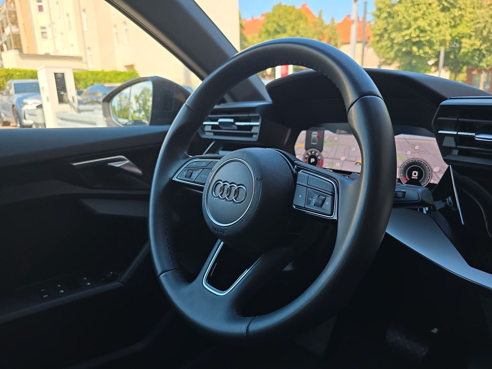 Audi A3 Limousine 35 TFSI advanced - Samsaru's Car Outlet