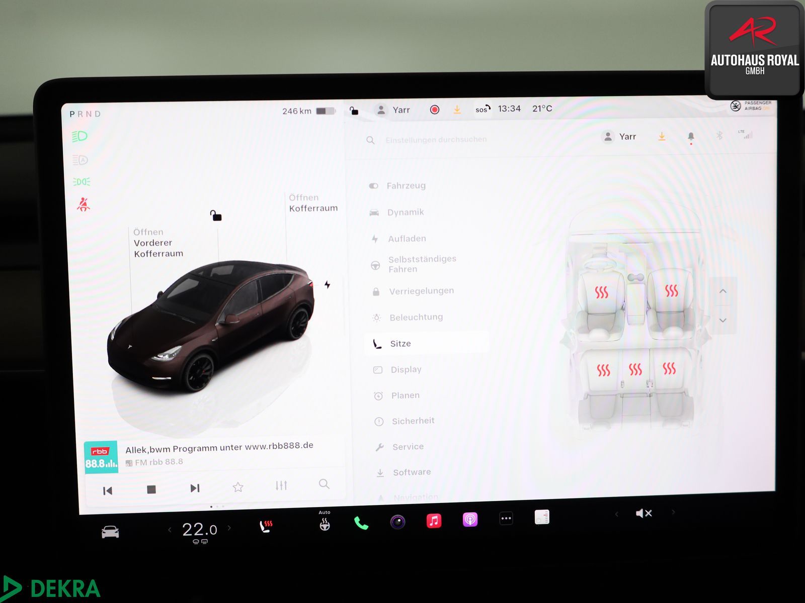 Tesla Model Y PERFORMANCE Dual Motor AWD PANO,KEYLESS