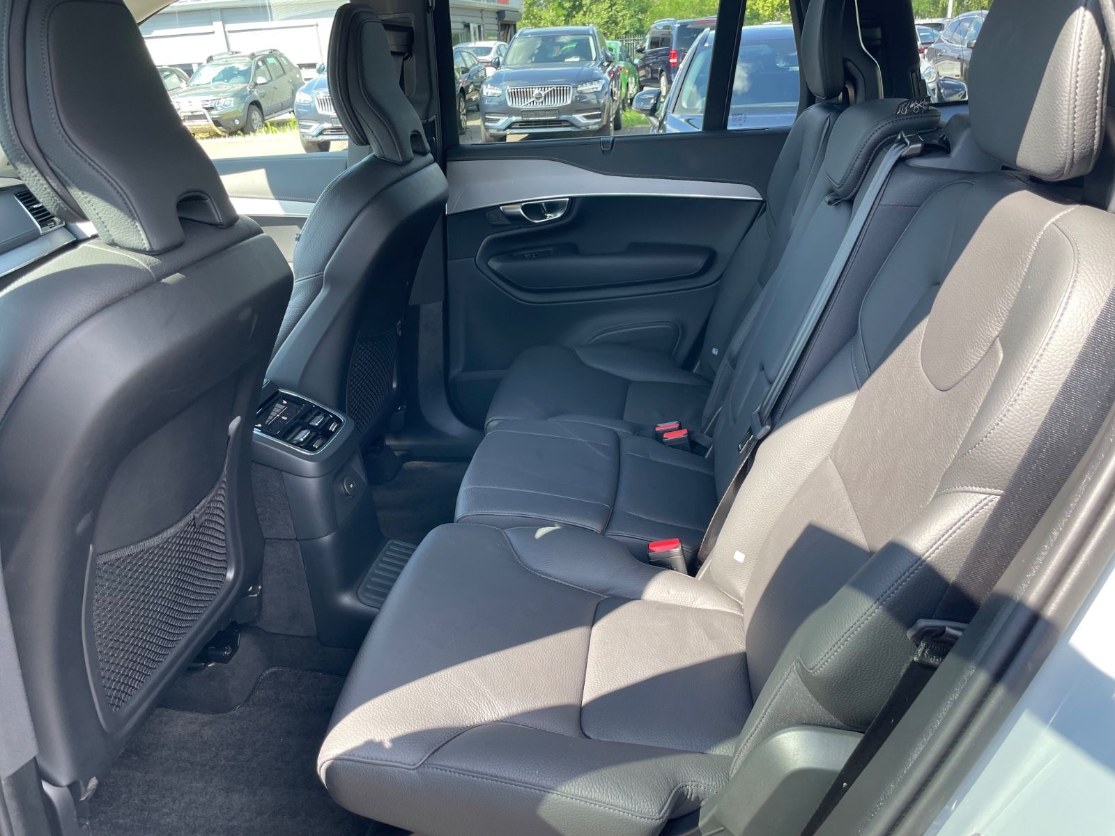 Volvo XC90 T8 AWD PlugIn Plus Dark BLIS H&K Cam 2,49%*