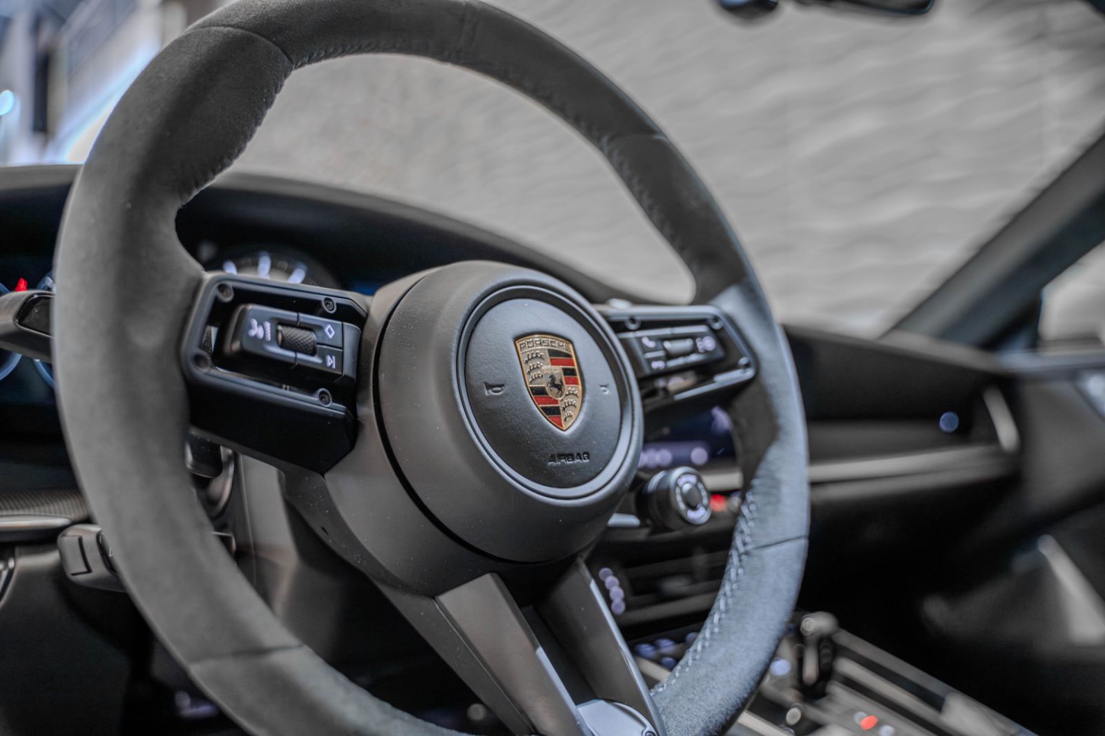 Porsche 911 Turbo S - Samsaru's Car Outlet