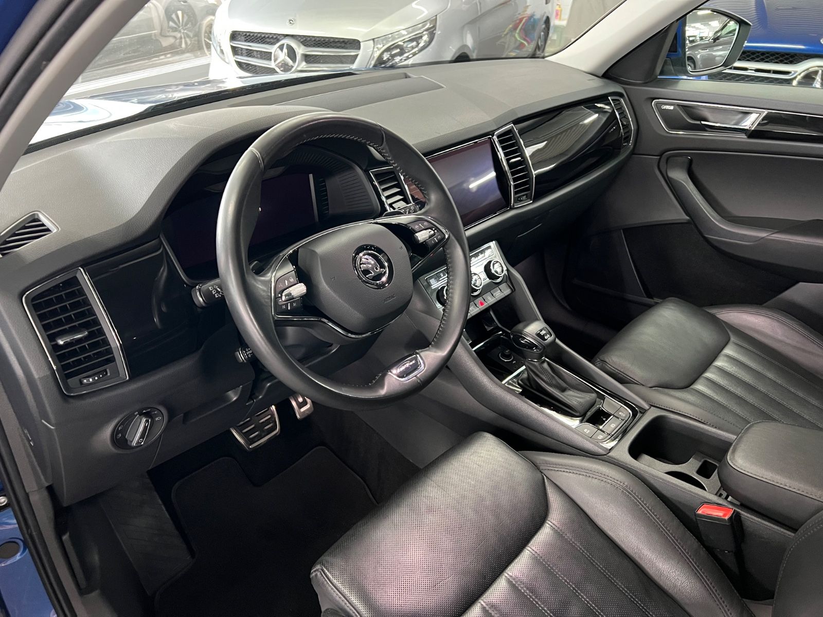 Skoda Kodiaq 200 PS L&K 4x4 AHK+360°+VC+Tablet+ASSIST
