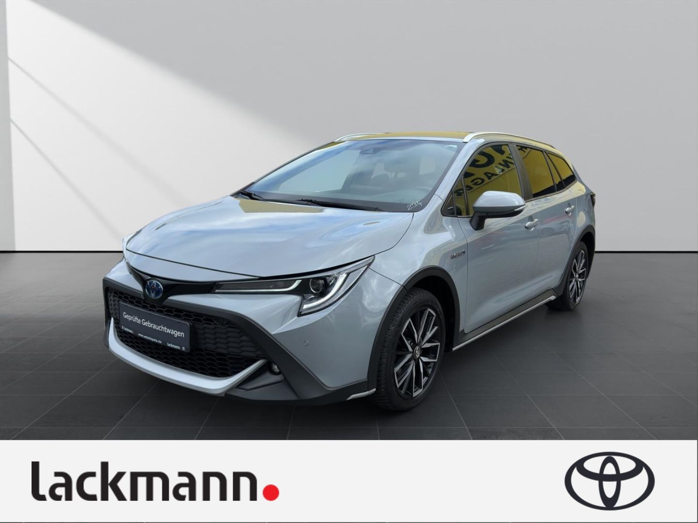 Toyota Corolla 1.8 Hybrid TS - Samsaru's Car Outlet