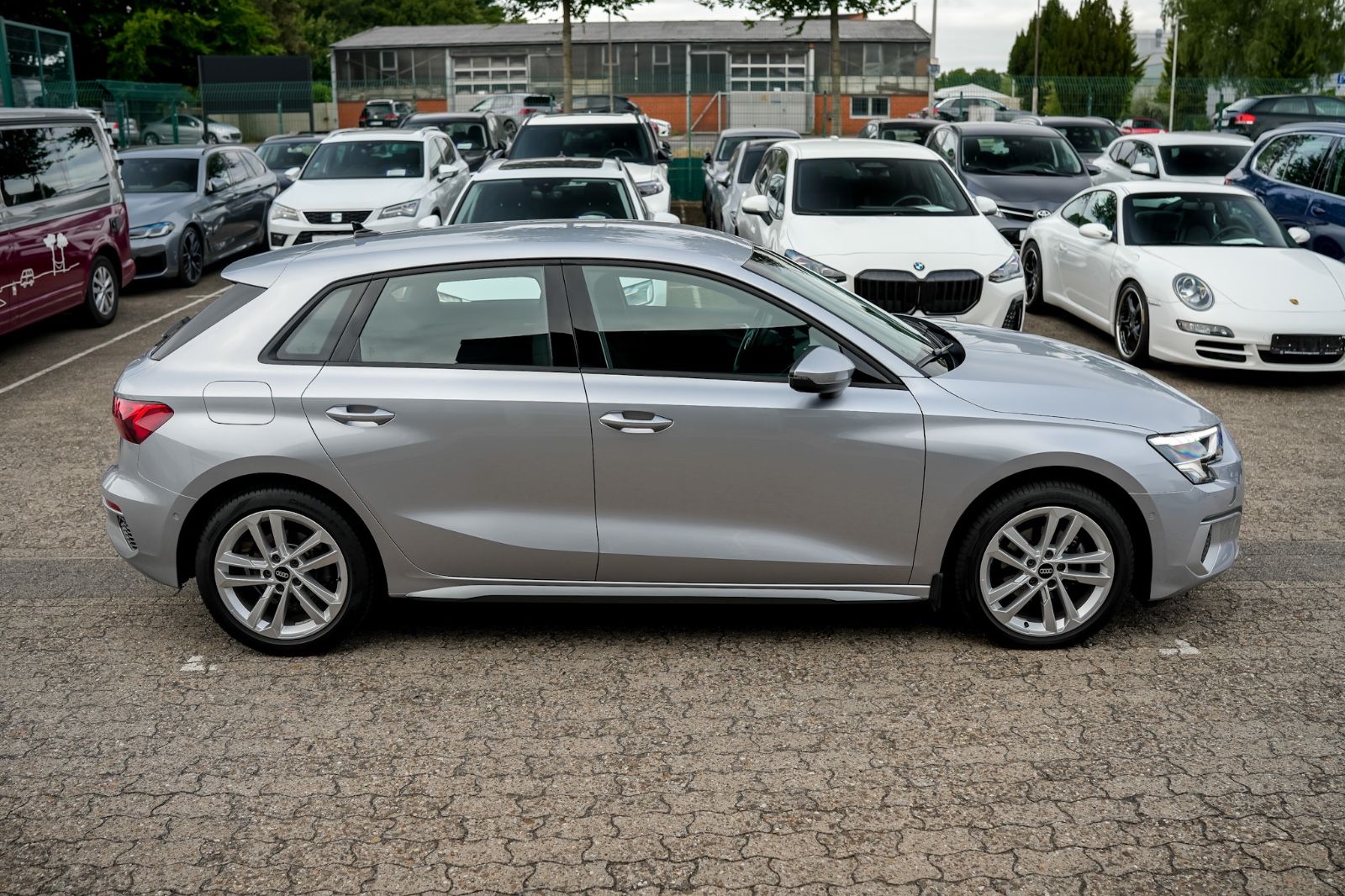 Audi A3 Sportback 35 TFSI advanced - Samsaru's Car Outlet