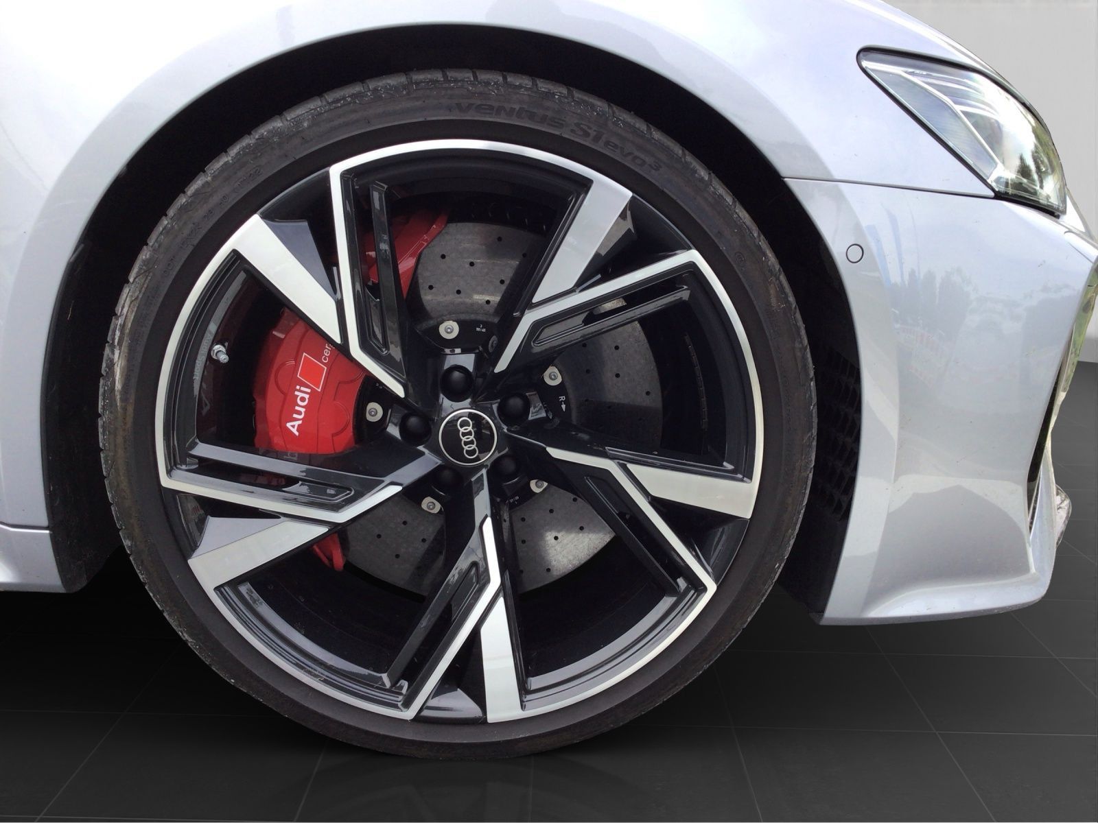 Audi RS6 Avant TFSI Q BuO 305km/h PANO RS-AGA