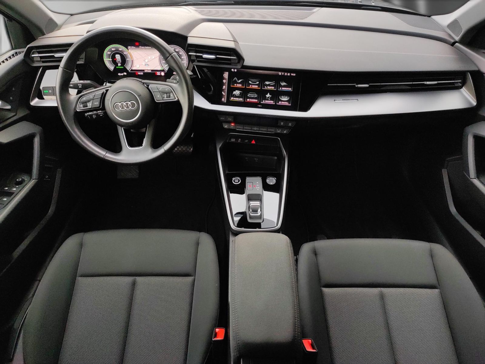 Audi A3 Sportback 40 TFSI e Adv. S tronic *R-CAM*PDC*