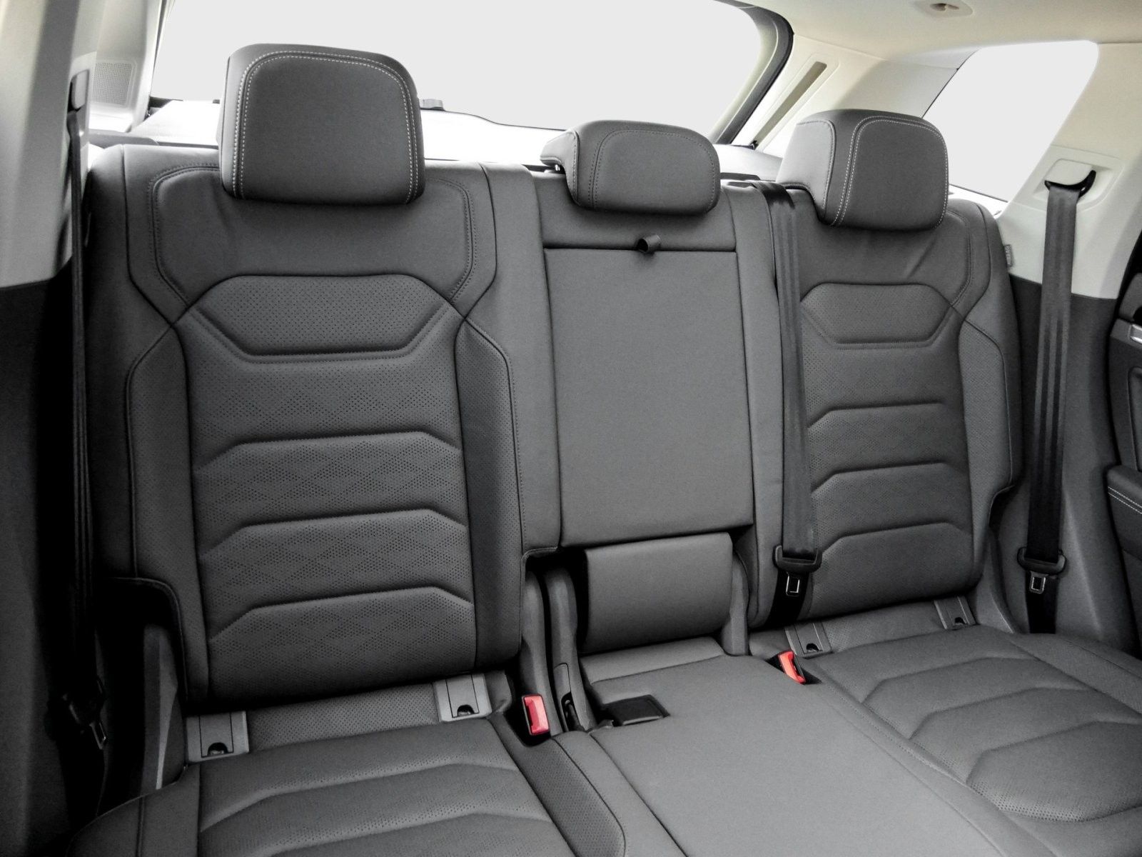 Volkswagen Touareg R-Line V6 TDI DYNAUDIO Standhzg. AHK 22"