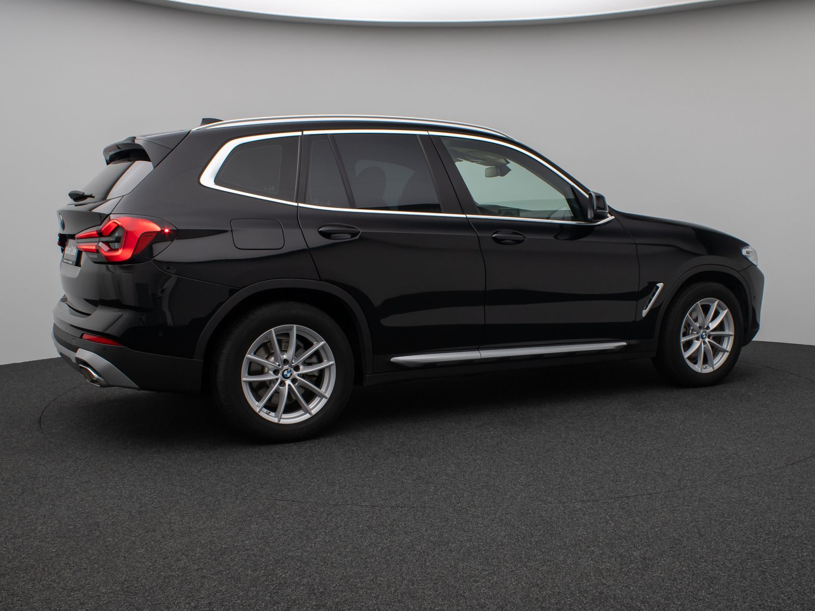 BMW X3 xD20i Sport - Samsaru's Car Outlet