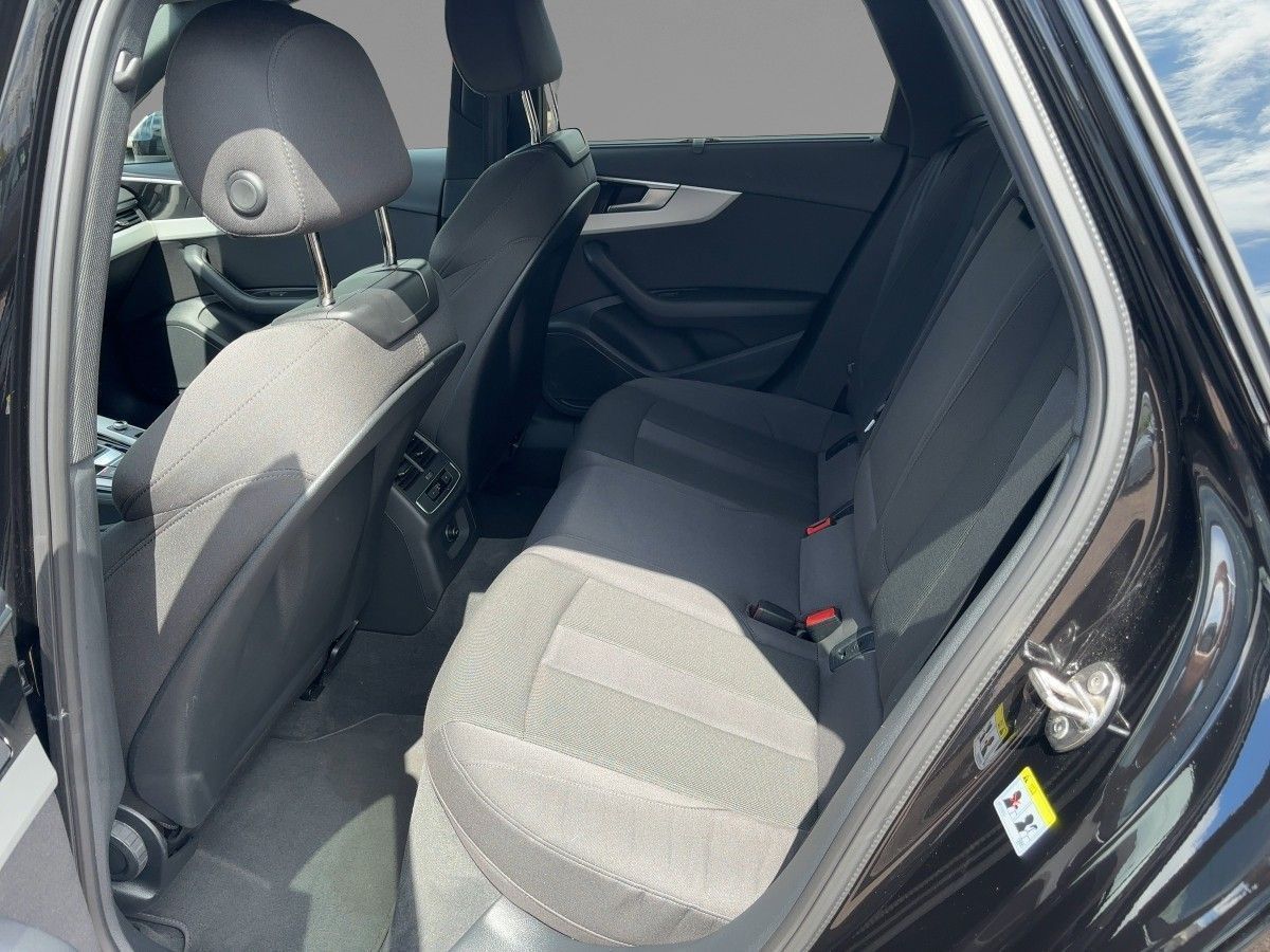 Audi A4 Avant 35 TDI advanced - Samsaru's Car Outlet