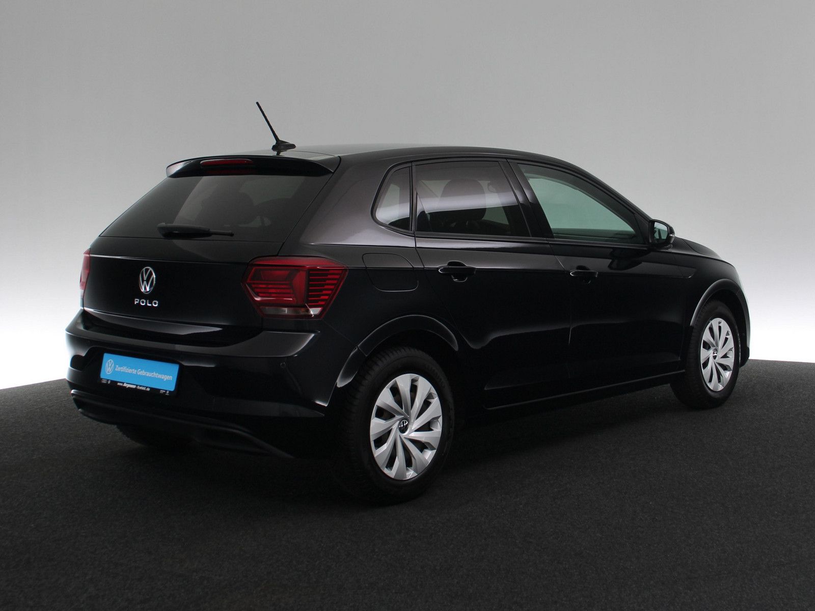 Volkswagen Polo 1.0 TSI Comfortline - Samsaru's Car Outlet