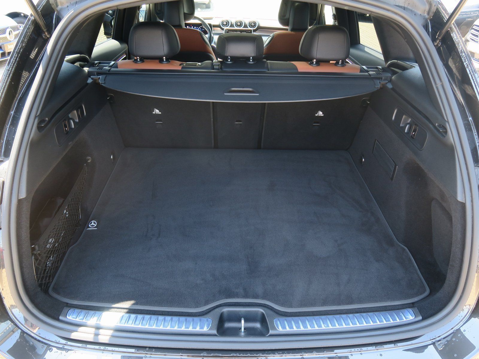 Mercedes-Benz GLC 300 d AMG Line Premium Plus AHK Night 20"