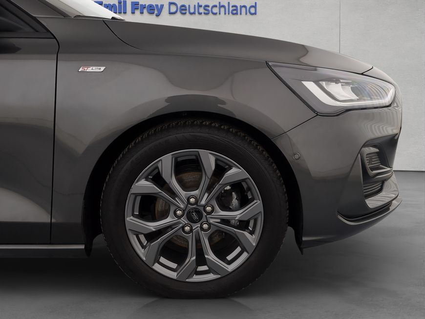 Ford Focus Turnier 1.5  Aut. ST-LINE X AHK+LED+NAVI+S
