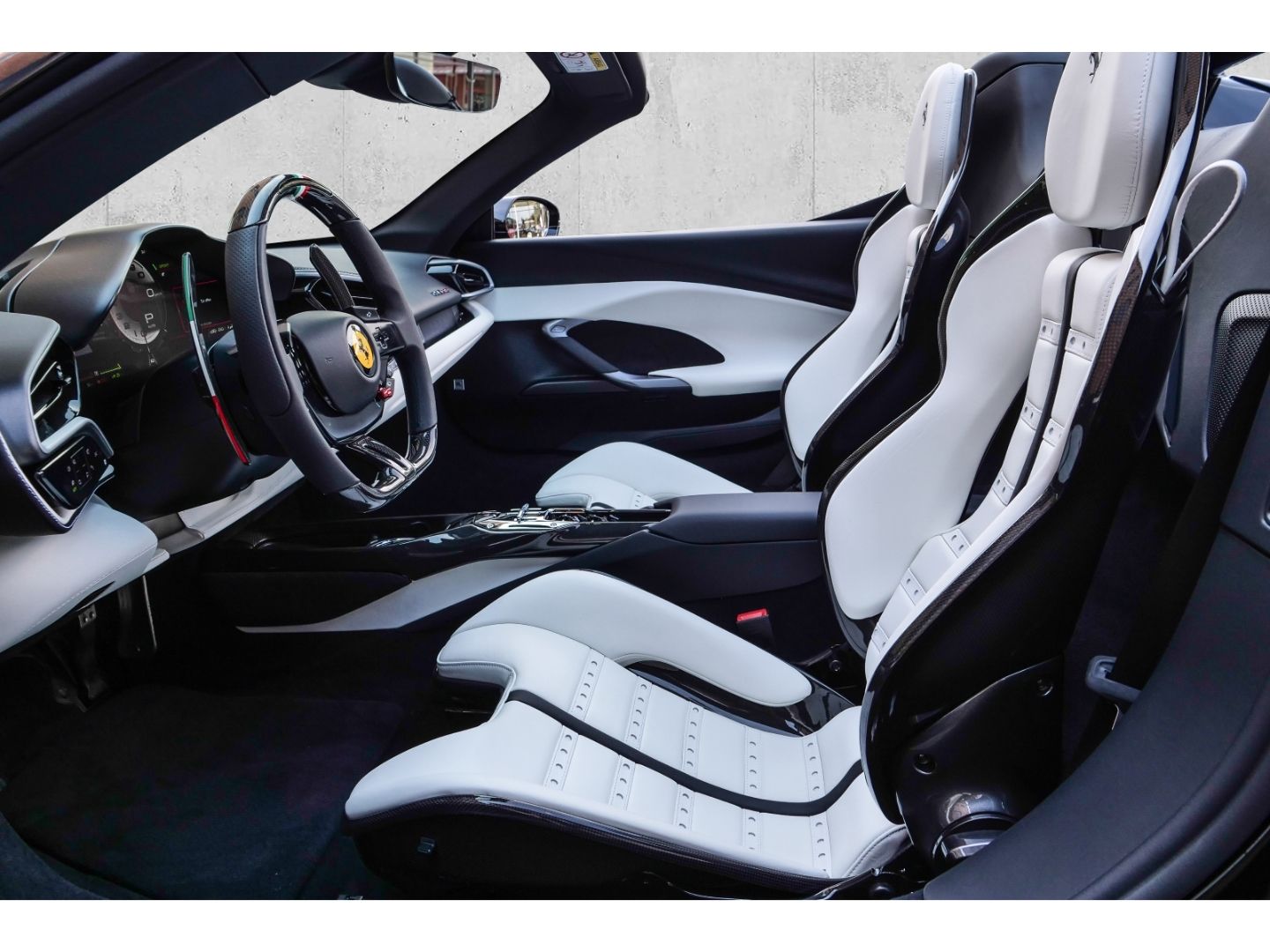 Ferrari 296 GTS - Samsaru's Car Outlet
