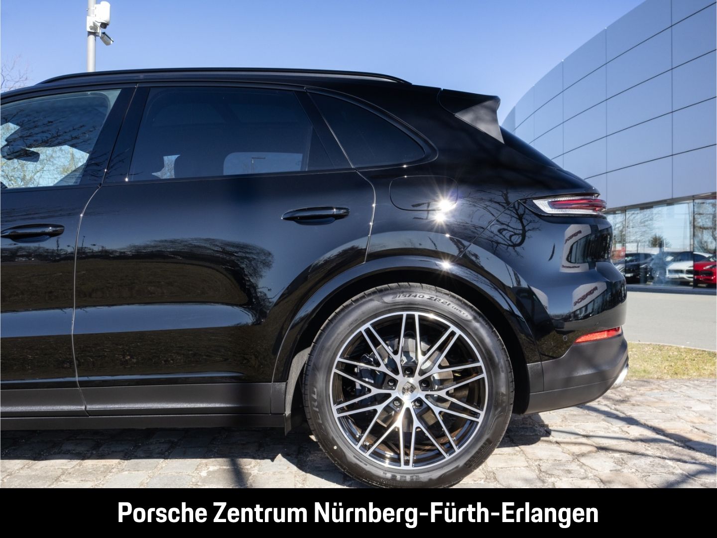 Porsche Cayenne E-Hybrid Luftfeder BOSE InnoDrive 14-Weg