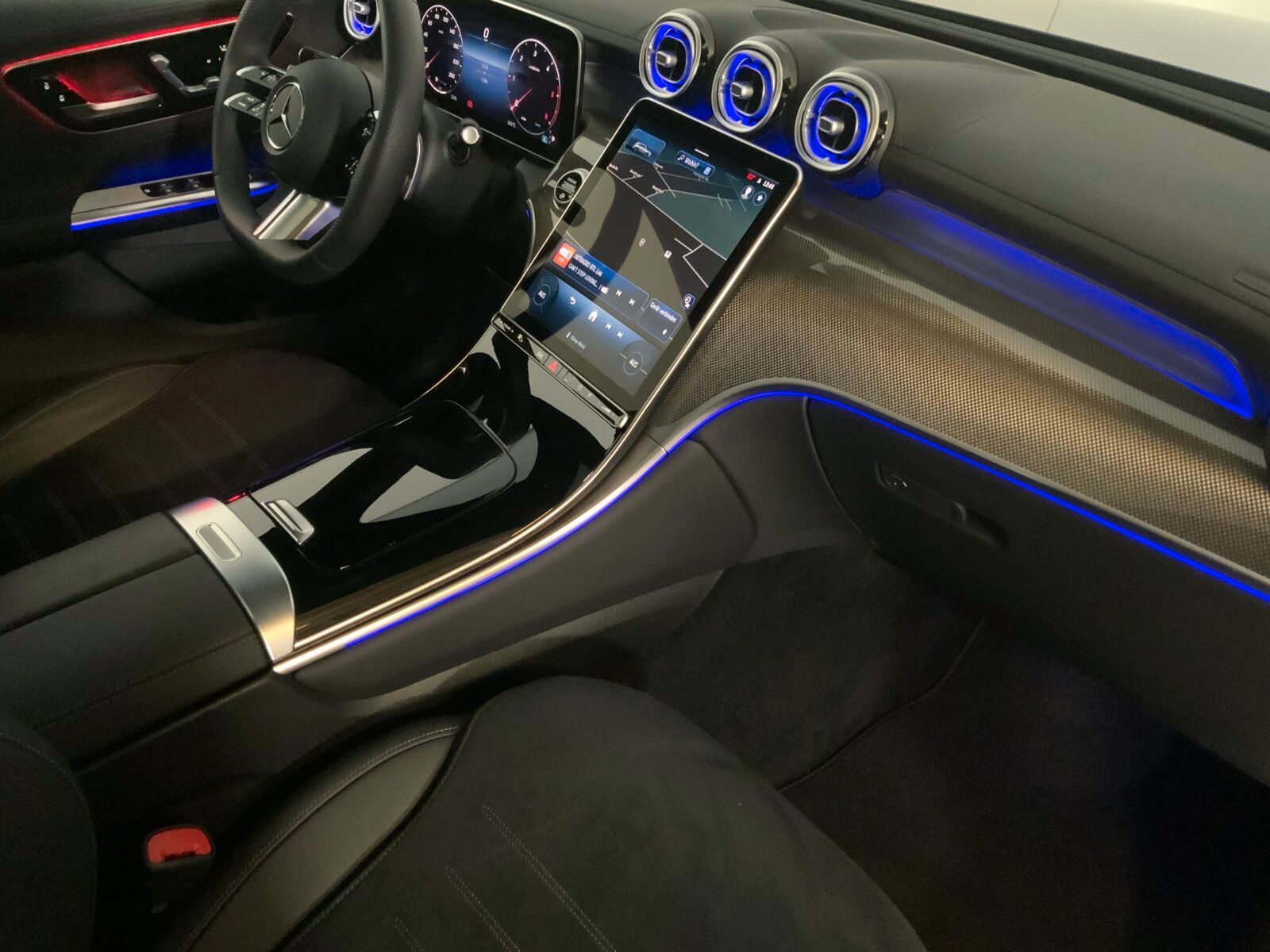 Mercedes-Benz GLC 450 d 4M AMG Pano AHK DISTRO DigiLight 360°